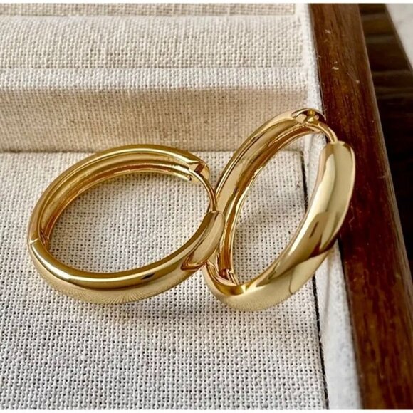 Independent Jewelry - 14k Gold Plated Thick Classic Hoop Earrings High Polish Round Gold